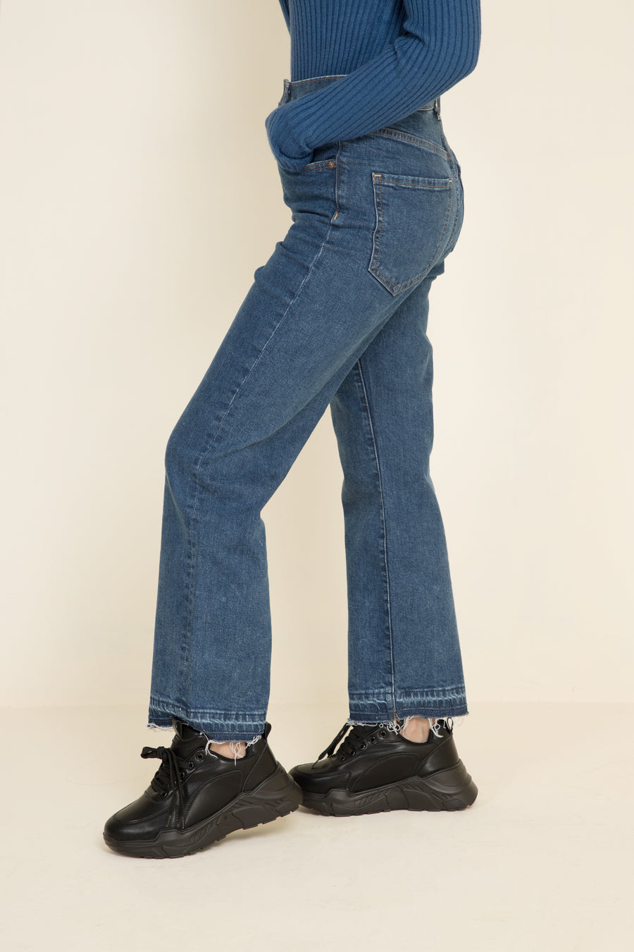 Whose it- boyfriend jeans