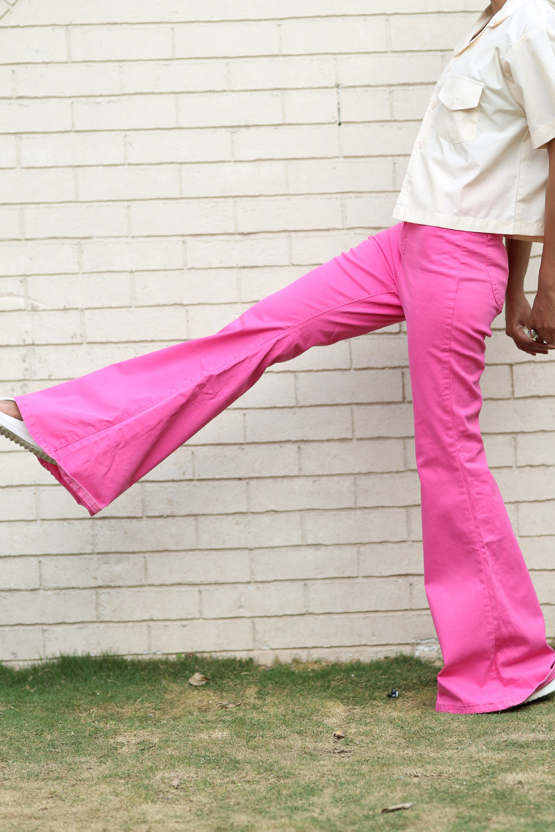 Kiyara flared boot cut Jeans Hot Pink